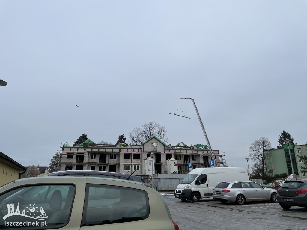 Rośnie budynek przy ul. Polnej. Prace idą zgodnie z harmonogramem