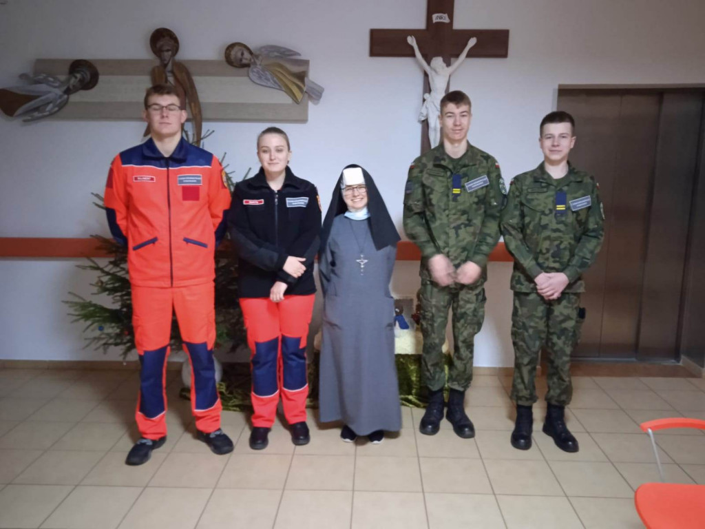 Młodzież z sercem do pomagania. Białoborskie wsparcie dla hospicjum