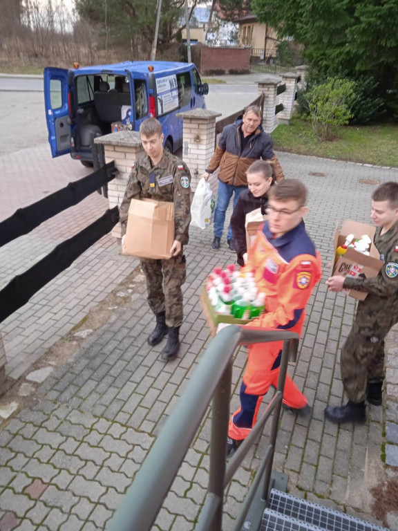 Młodzież z sercem do pomagania. Białoborskie wsparcie dla hospicjum