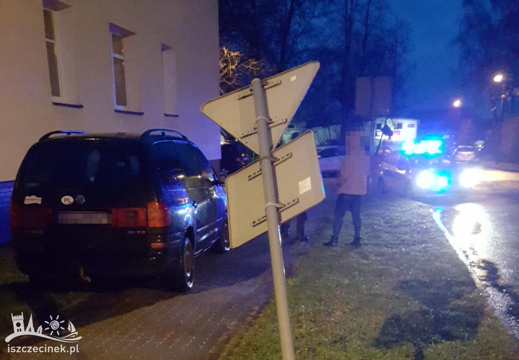 Poranna stłuczka na Słowiańskiej. Kierująca oplem wymusiła pierwszeństwo