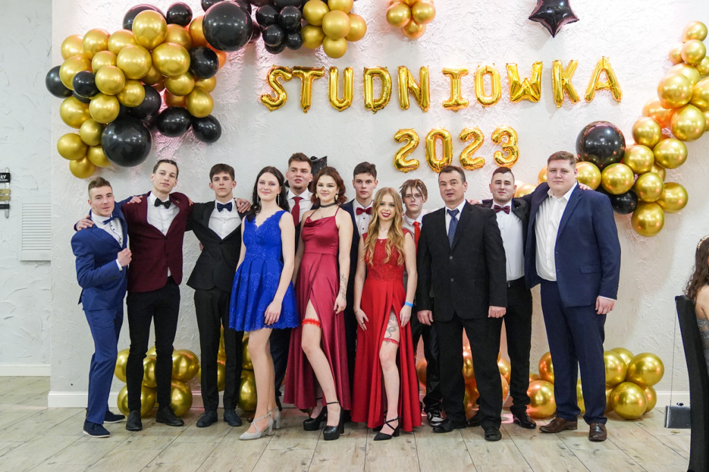 Studniówka uczniów Zespołu Szkół Technicznych w Szczecinku