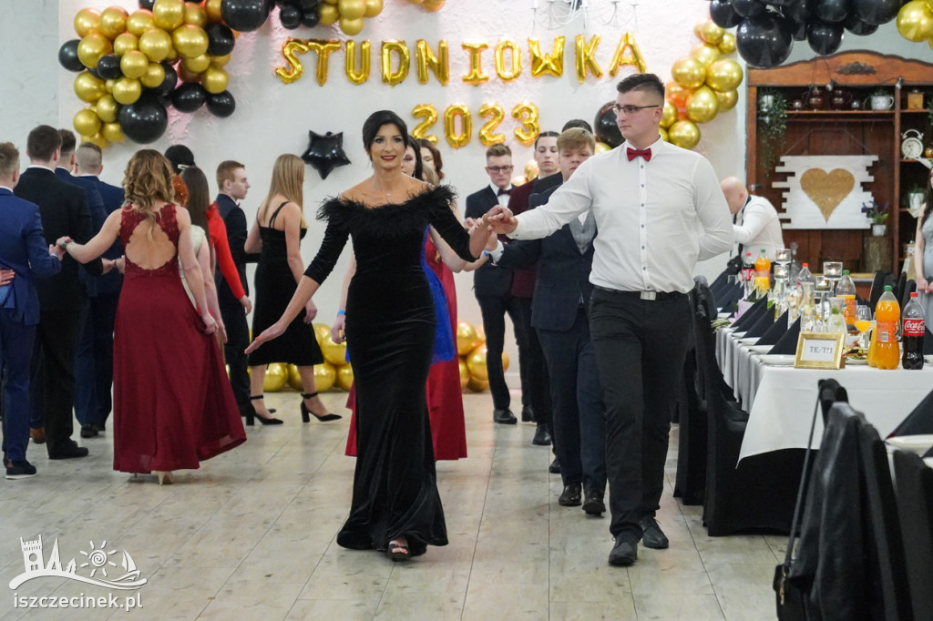 Studniówka uczniów Zespołu Szkół Technicznych w Szczecinku