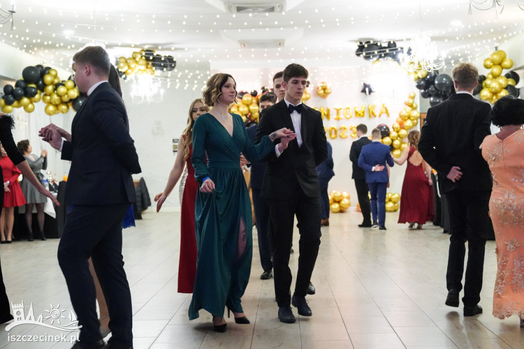 Studniówka uczniów Zespołu Szkół Technicznych w Szczecinku