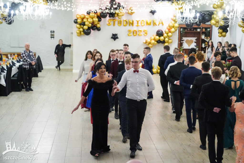 Studniówka uczniów Zespołu Szkół Technicznych w Szczecinku
