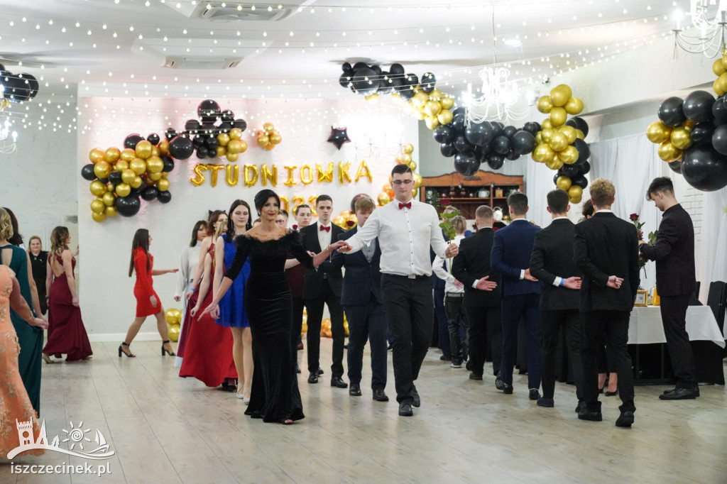 Studniówka uczniów Zespołu Szkół Technicznych w Szczecinku