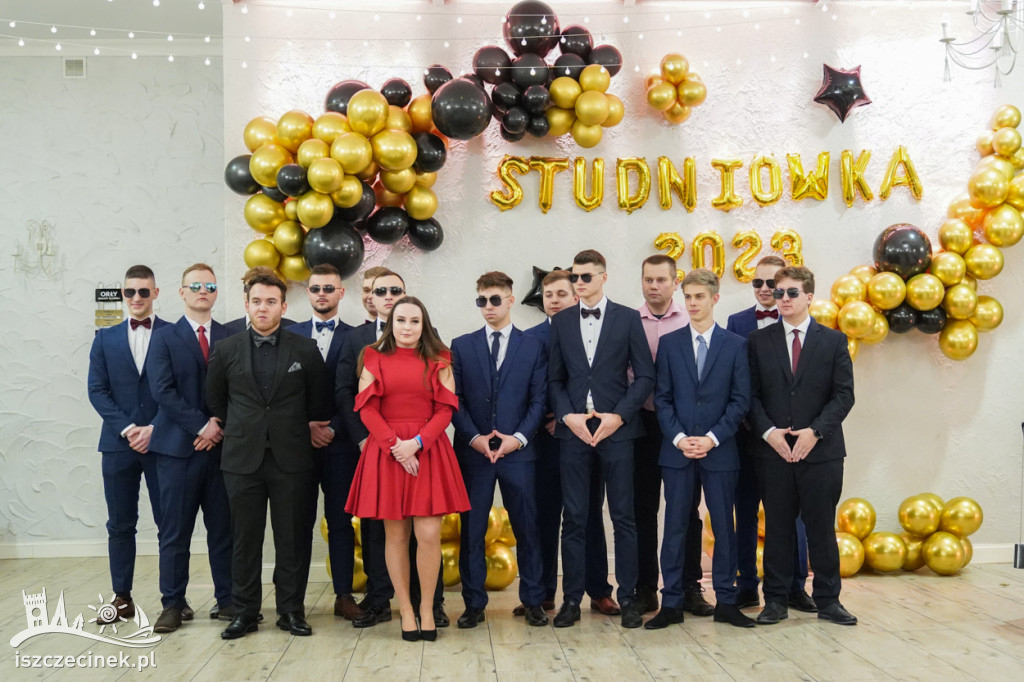 Studniówka uczniów Zespołu Szkół Technicznych w Szczecinku