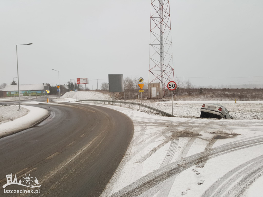 Śnieg powrócił do Szczecinka. Na bocznych drogach jest ślisko