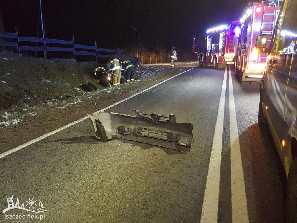 SZCZECINEK. Dachowała osobowa honda