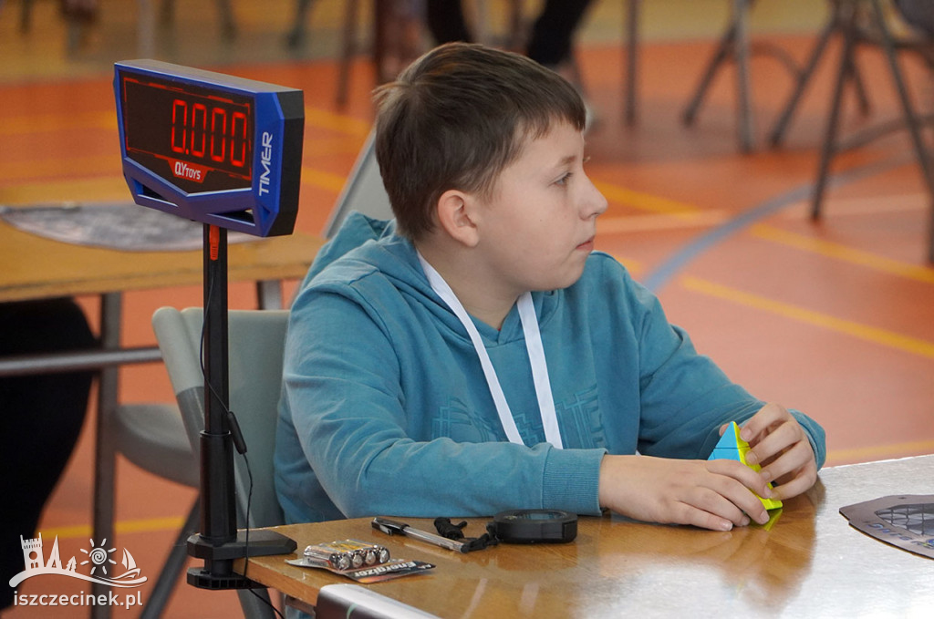 Ice Cubing Szczecinek 2023, czyli spotkanie miłośników kostki Rubika.