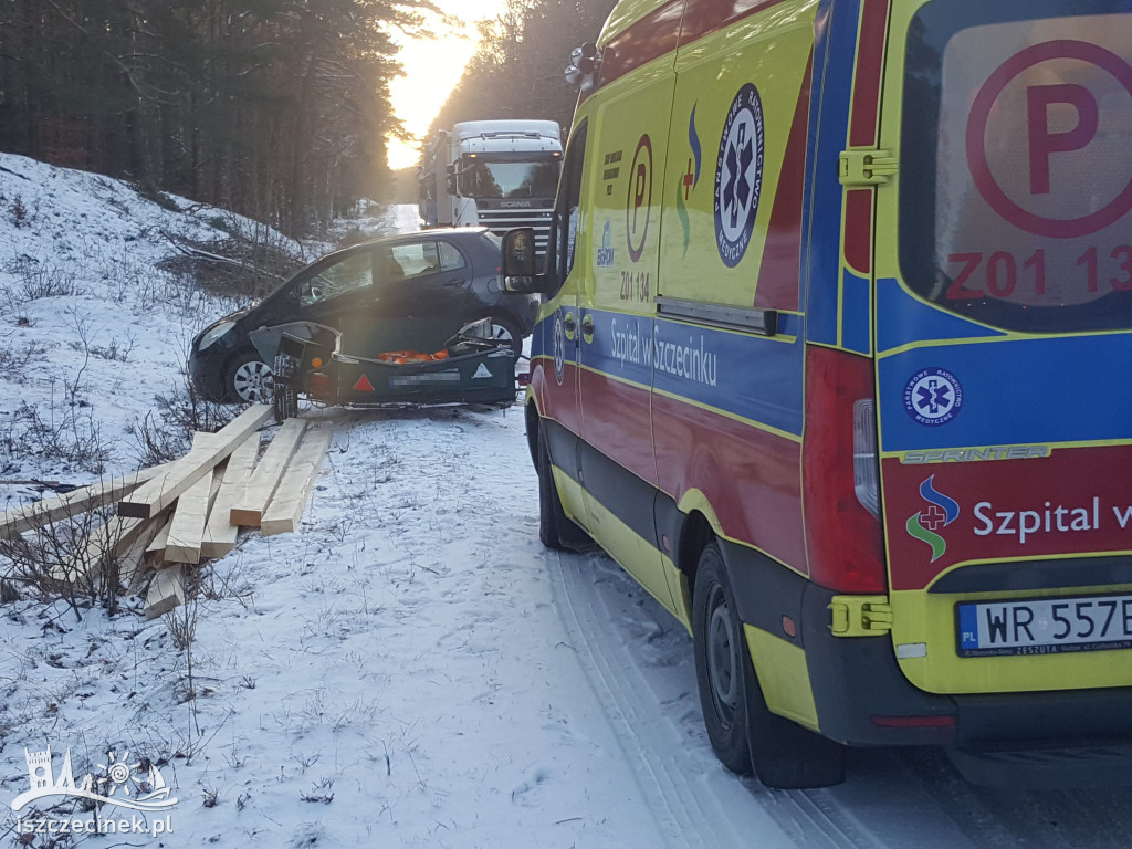 Kolizja na drodze DK11 - Stare Wierzchowo