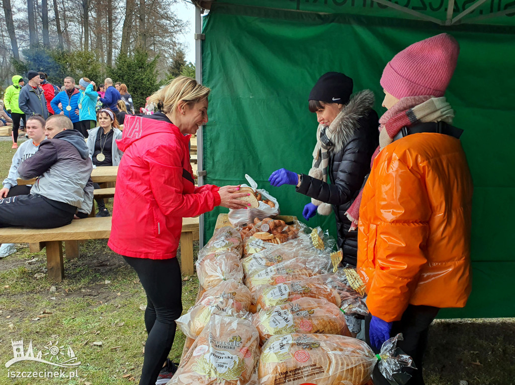 Biegniemy oddzielnie, pomagamy wspólnie – pobiegli po zdrowie dla Nadii.