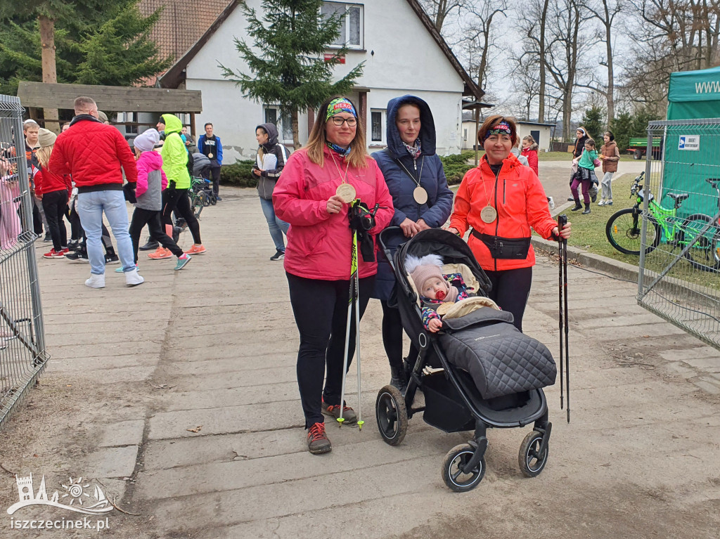 Biegniemy oddzielnie, pomagamy wspólnie – pobiegli po zdrowie dla Nadii.