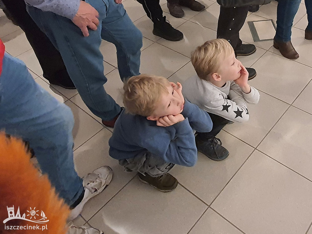 „Czarne, białe, kochane”. Muzeum Regionalne zaprasza na nostalgiczną podróż