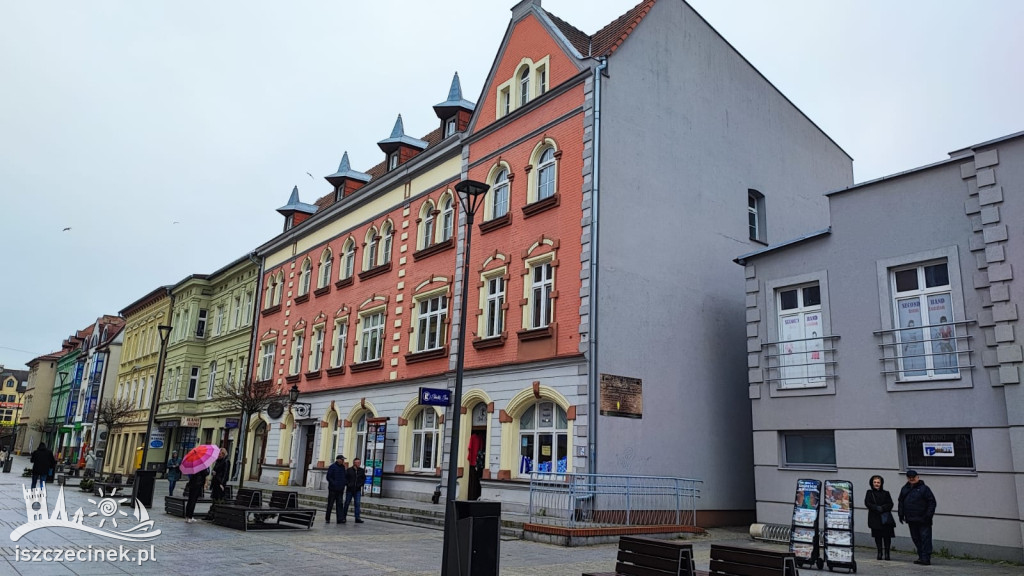 To już pewne. Budynek dawnego SzOKu idzie na sprzedaż