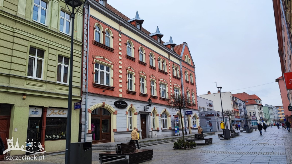 To już pewne. Budynek dawnego SzOKu idzie na sprzedaż