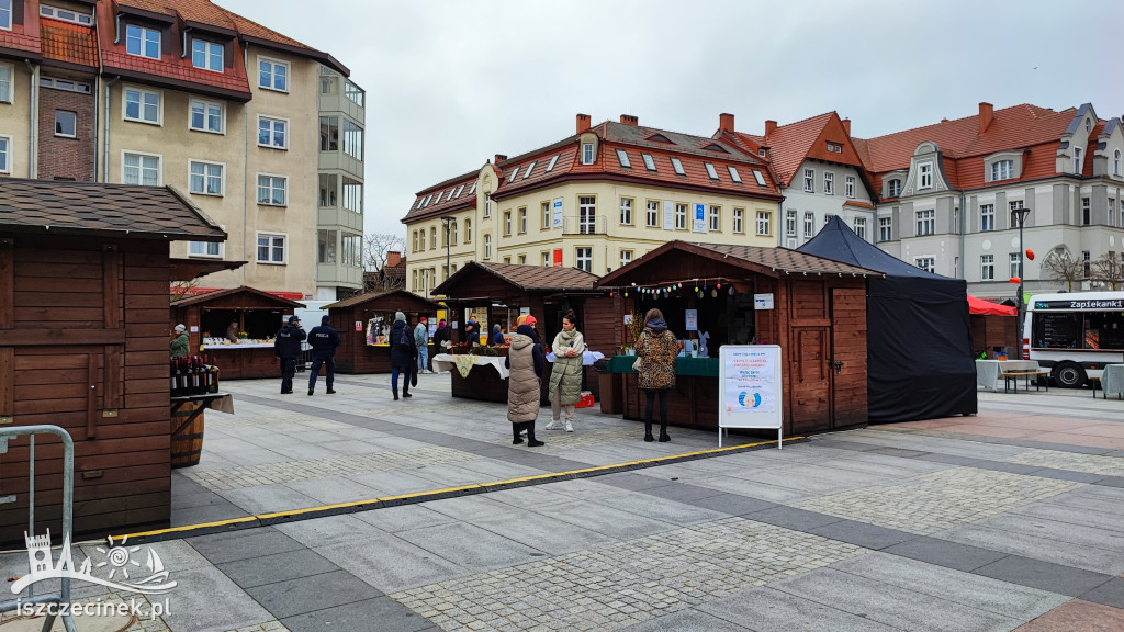 W centrum miasta rozpoczął się Wielkanocny Jarmark