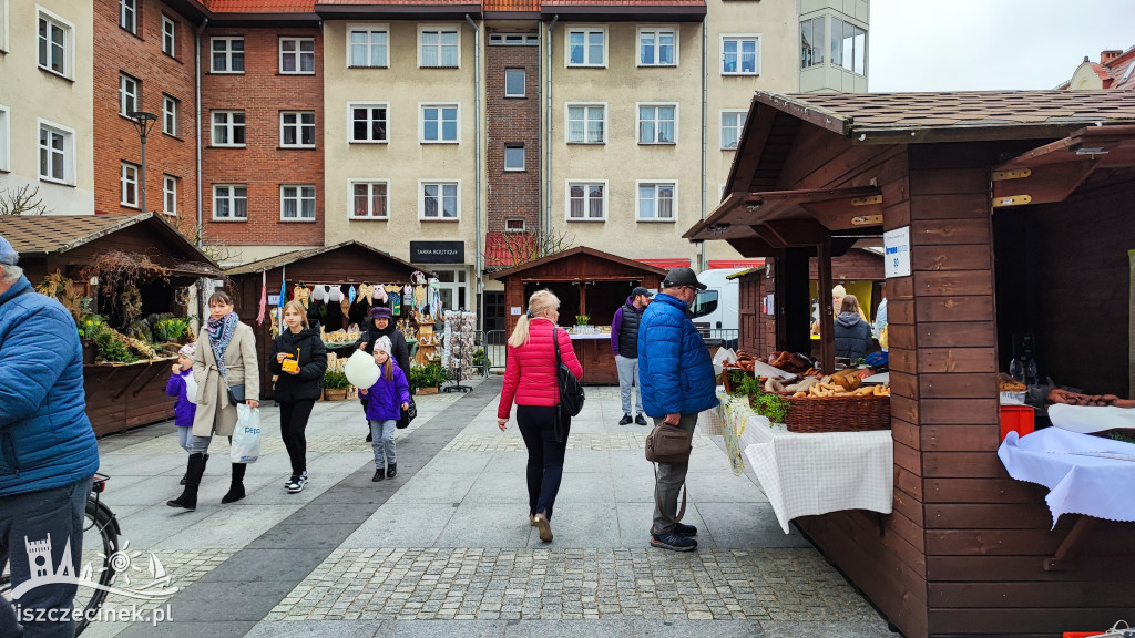 W centrum miasta rozpoczął się Wielkanocny Jarmark