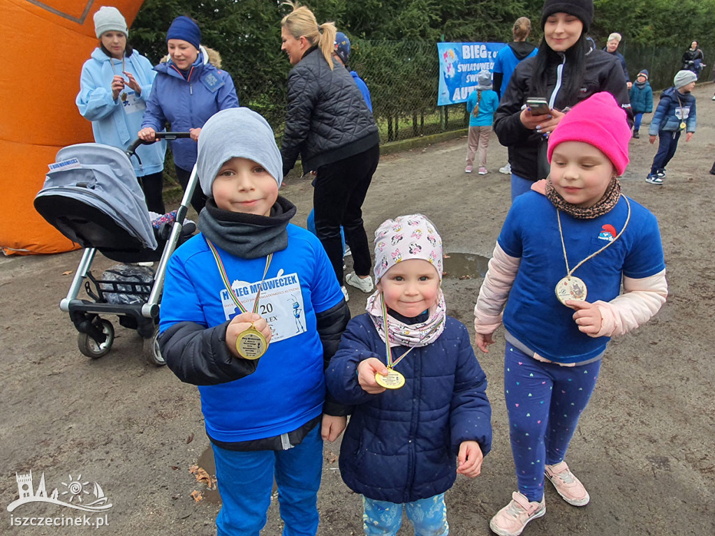 Pobiegane! Mróweczki i ich przyjaciele wsparli szczytną inicjatywę.