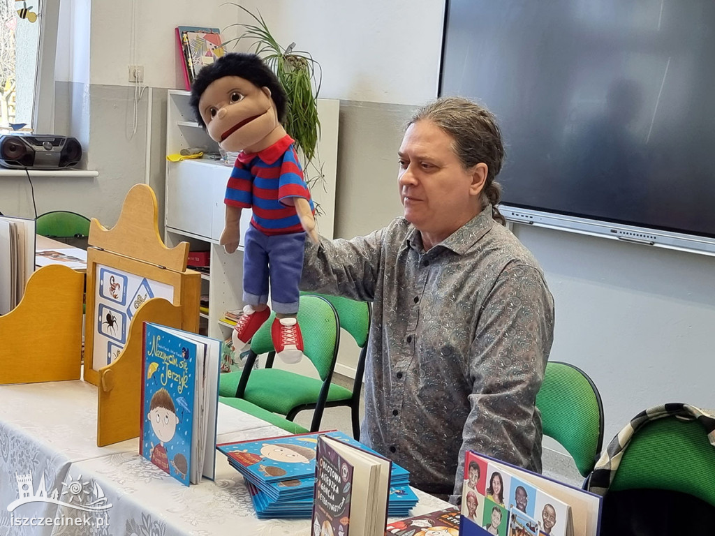 Potęga literatury dziecięcej. Magda i Artur Maciakowie w Starym Chwalimiu
