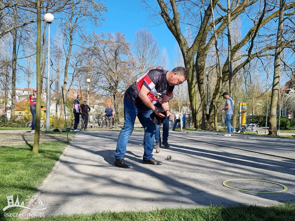 Cztery dekady przyjaźni Szczecinka i Noyelles sous Lens.