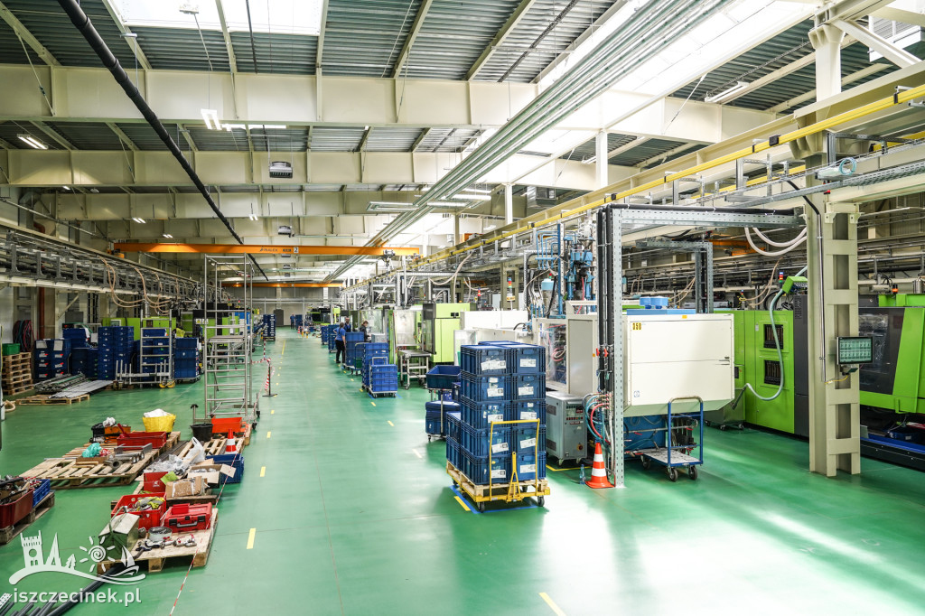 Schneider Electric Elda z nową halą przetwórstwa tworzyw sztucznych