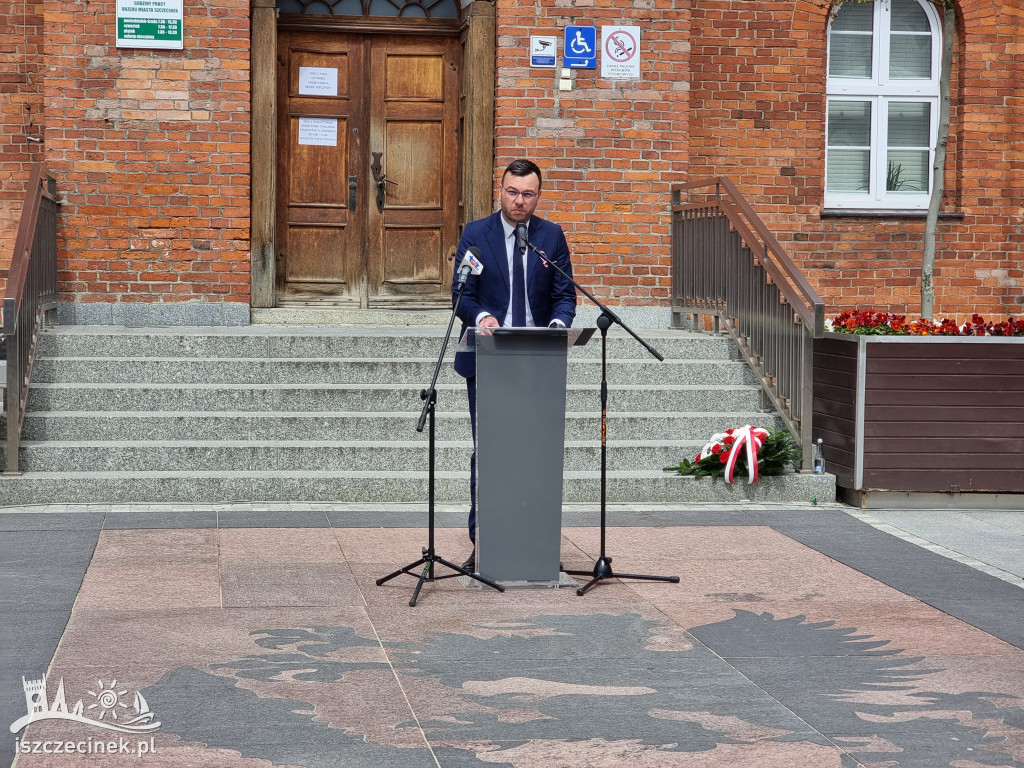 Szczecinek. Dziś świętujemy 232. rocznicę uchwalenia Konstytucji 3 Maja. Wiwat!