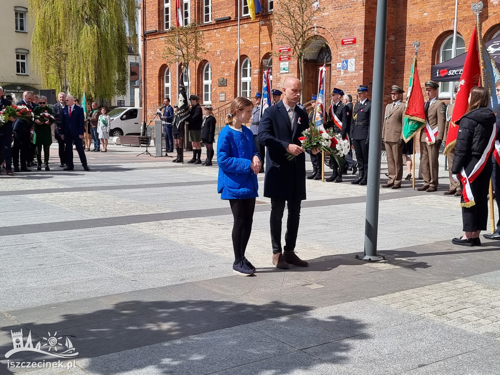 Szczecinek. Dziś świętujemy 232. rocznicę uchwalenia Konstytucji 3 Maja. Wiwat!