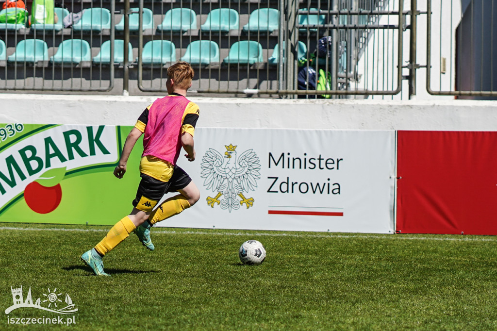 Z Podwórka na Stadion o Puchar Tymbarku - Szczecinek