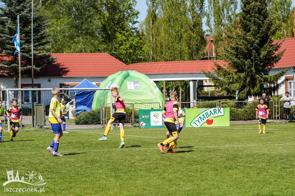 Z Podwórka na Stadion o Puchar Tymbarku - Szczecinek
