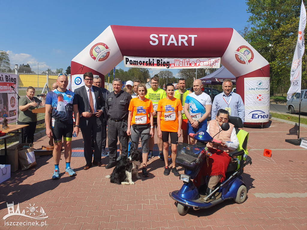 Patriotycznie i sportowo. III Pomorski Bieg „Walki o Pamięć” w Czarnem.
