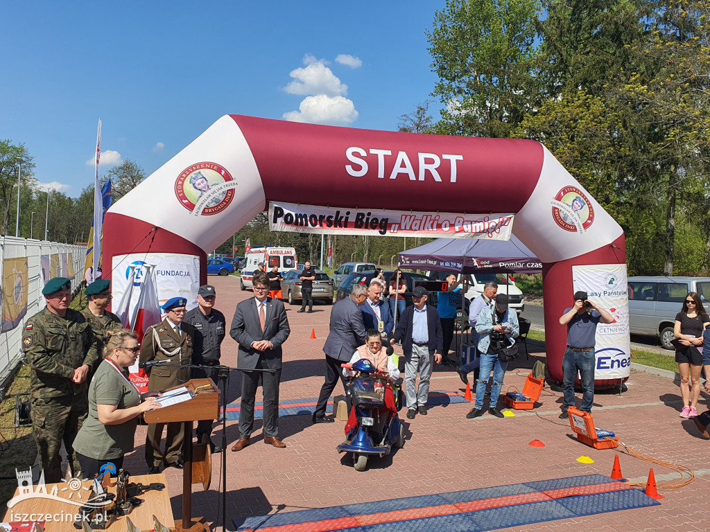 Patriotycznie i sportowo. III Pomorski Bieg „Walki o Pamięć” w Czarnem.