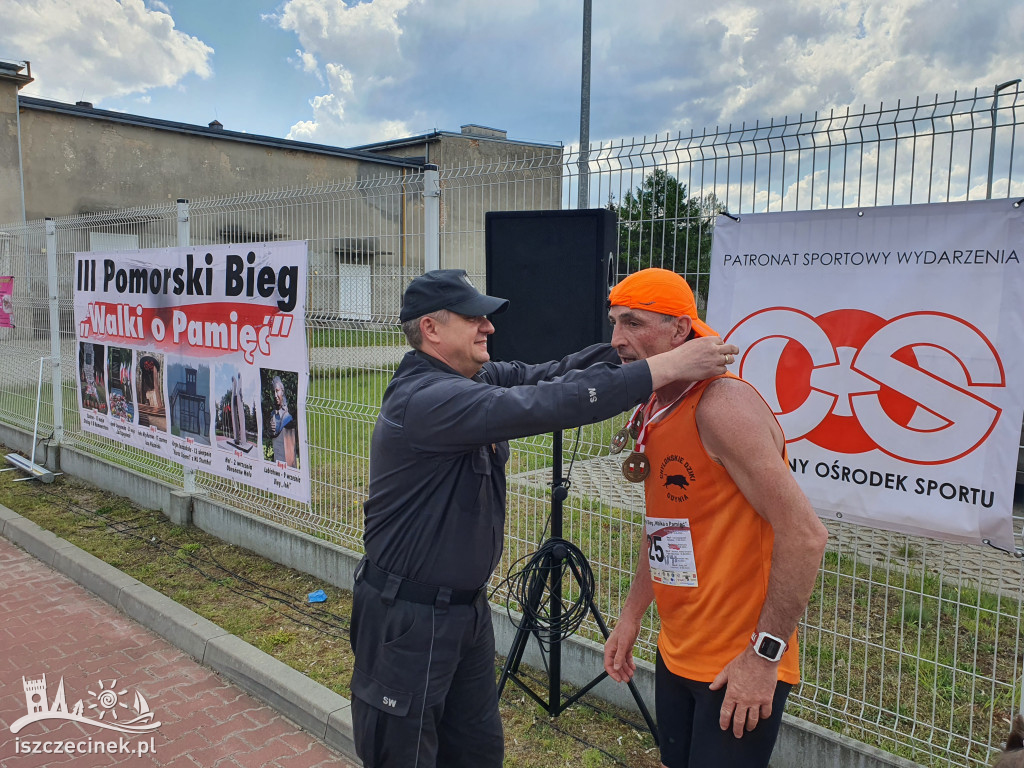 Patriotycznie i sportowo. III Pomorski Bieg „Walki o Pamięć” w Czarnem.