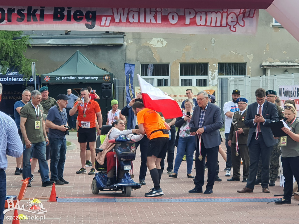 Patriotycznie i sportowo. III Pomorski Bieg „Walki o Pamięć” w Czarnem.