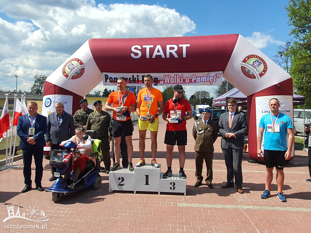 Patriotycznie i sportowo. III Pomorski Bieg „Walki o Pamięć” w Czarnem.
