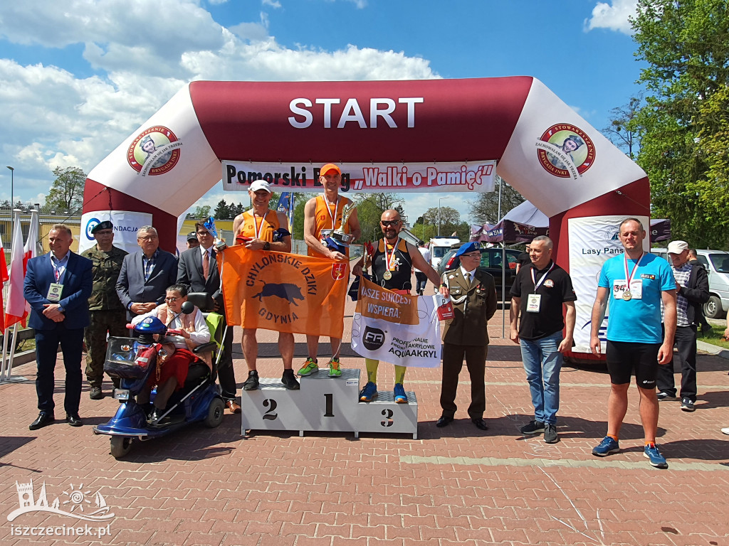 Patriotycznie i sportowo. III Pomorski Bieg „Walki o Pamięć” w Czarnem.