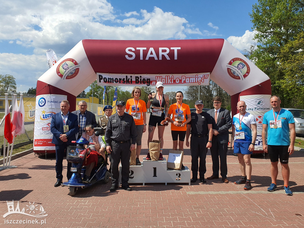 Patriotycznie i sportowo. III Pomorski Bieg „Walki o Pamięć” w Czarnem.