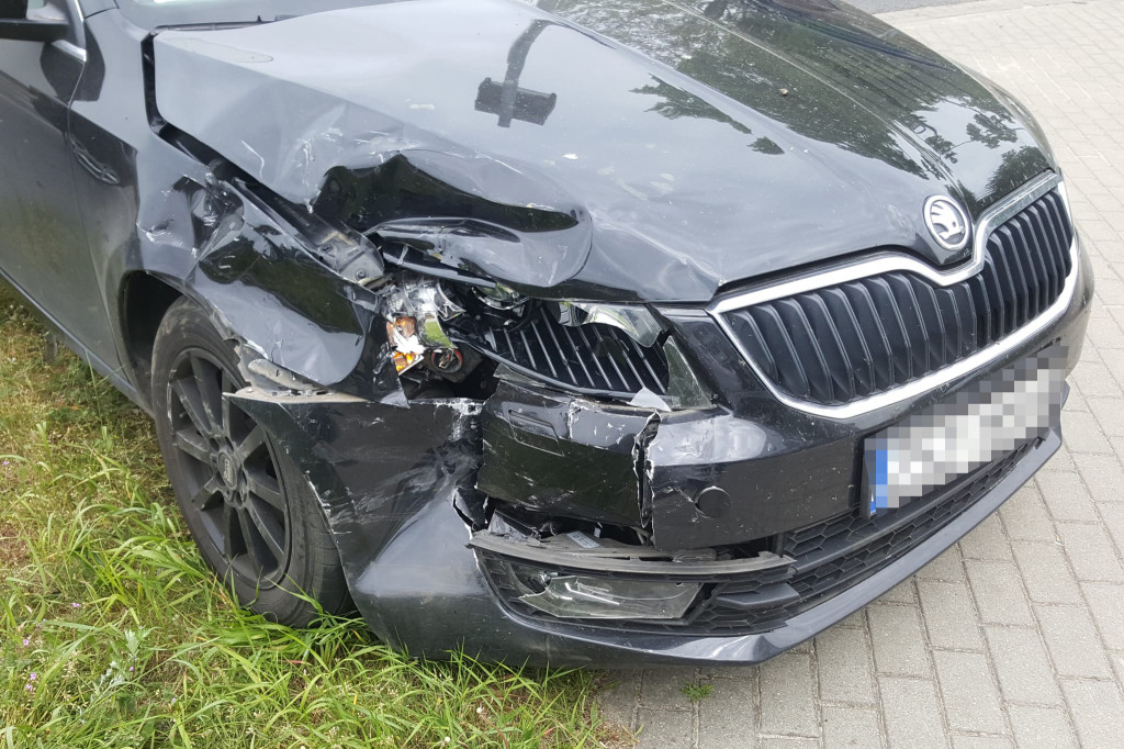 Nie ustąpiła pierwszeństwa i doprowadziła do kolizji. Pechowe skrzyżowanie