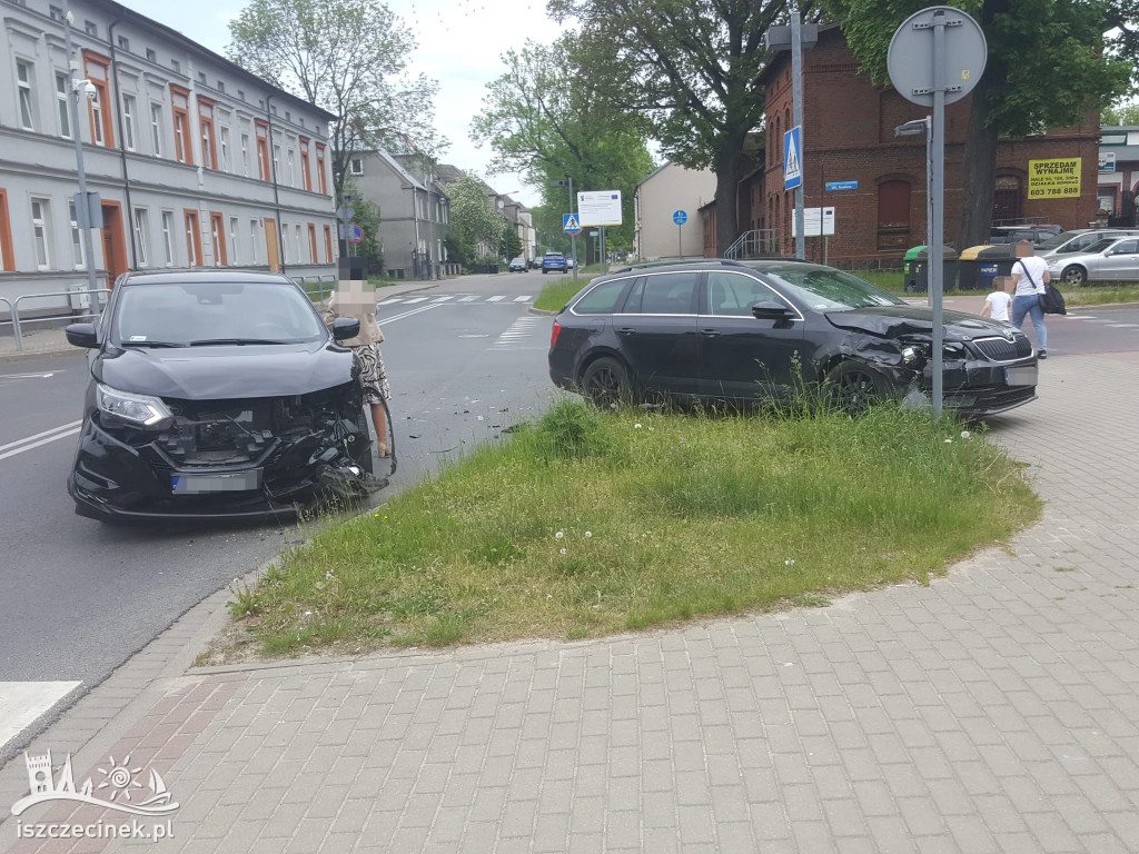 Nie ustąpiła pierwszeństwa i doprowadziła do kolizji. Pechowe skrzyżowanie