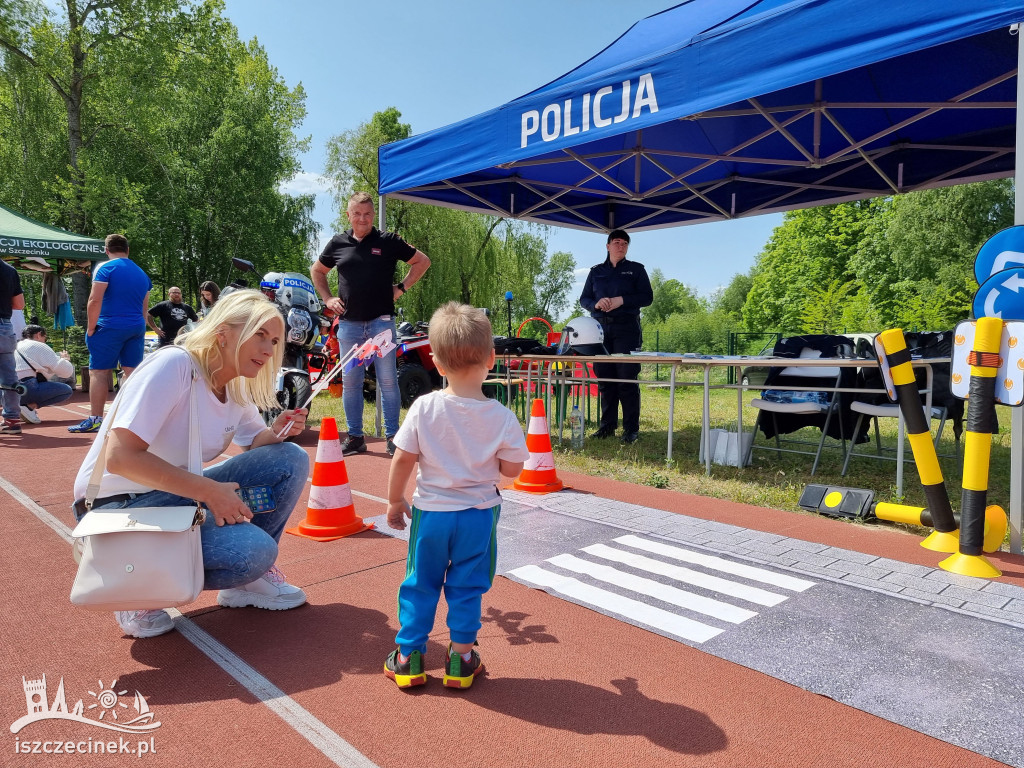 Powiatowy Dzień Dziecka i konkurs kulinarny Bitwa Regionów Kół Gospodyń Wiejskich