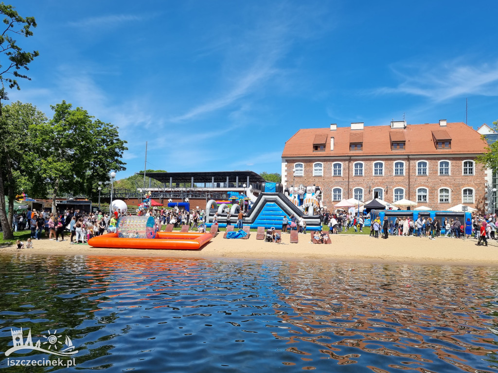 Dzień Dziecka przed szczecineckim zamkiem