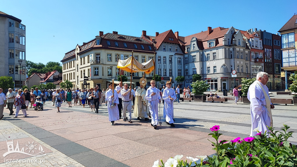 Boże Ciało. Ulicami miasta przeszły procesje