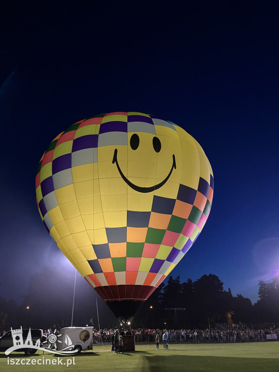 Nocna Gala Balonów, czyli fuzja ognia i muzyki - FOTORELACJA