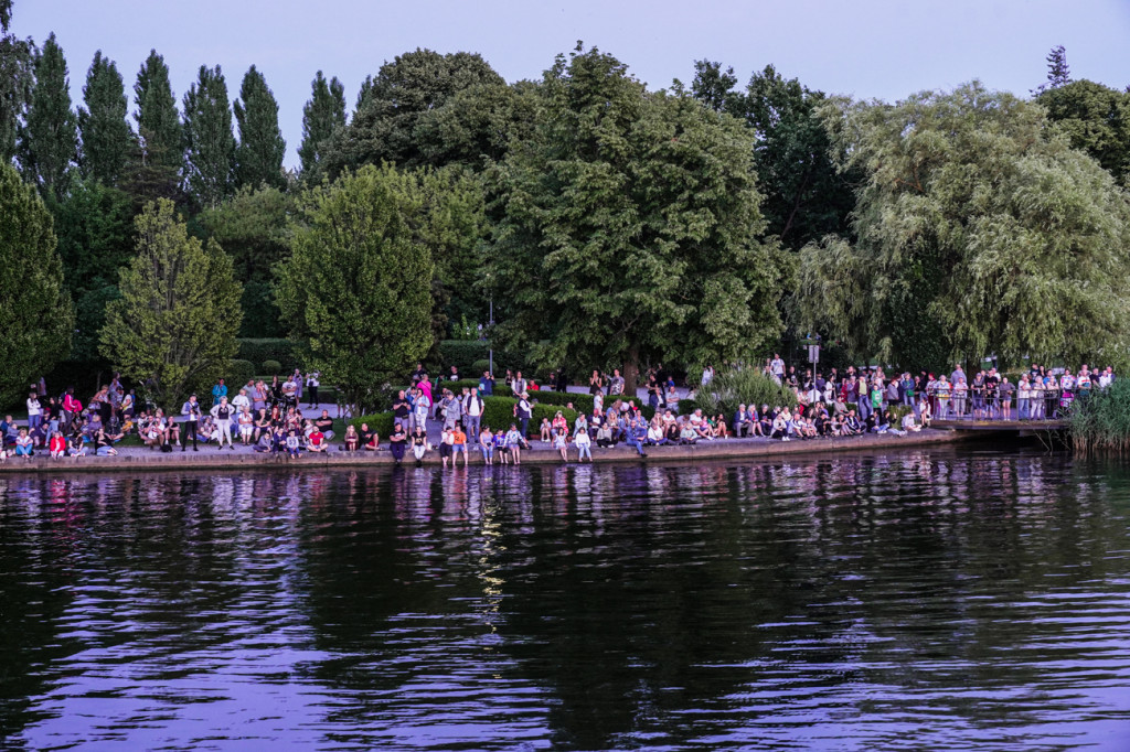 Flying Dragons Team w Szczecinku. Pokaz nad Trzesieckiem