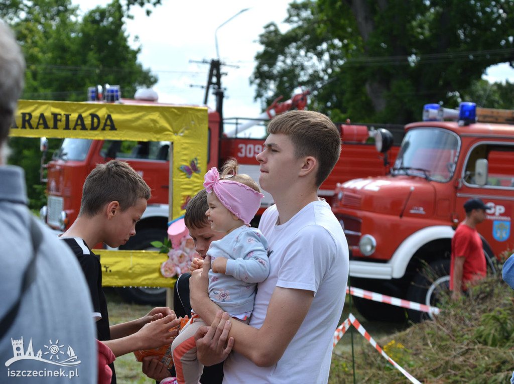 Integracyjnie i w zbożnym celu. Przeradz zaprosił na „Parafiadę”.