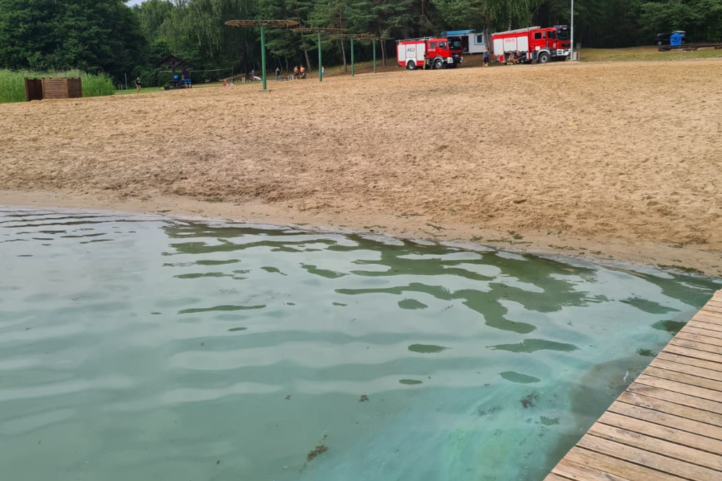 Kąpielisko Słoneczne w Bornem Sulinowie zanieczyszczone olejem