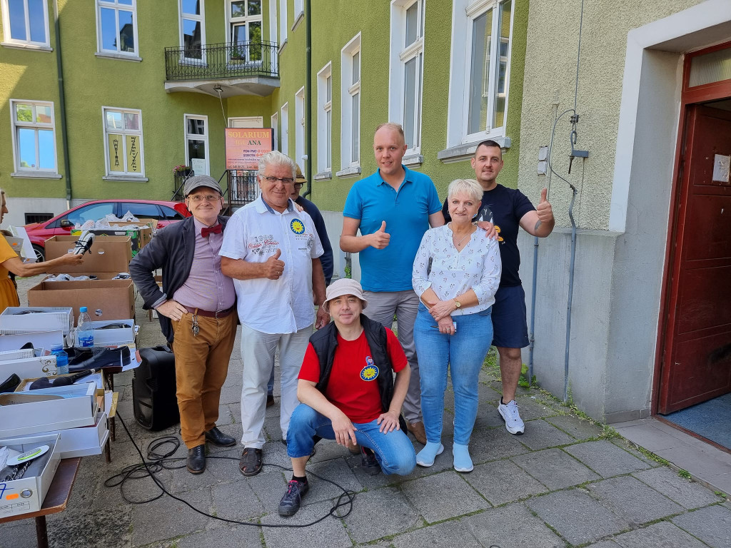 Redaktor Łagocki podbija Szczecinek i okolicę. Jest blisko ludzi [FOTO]