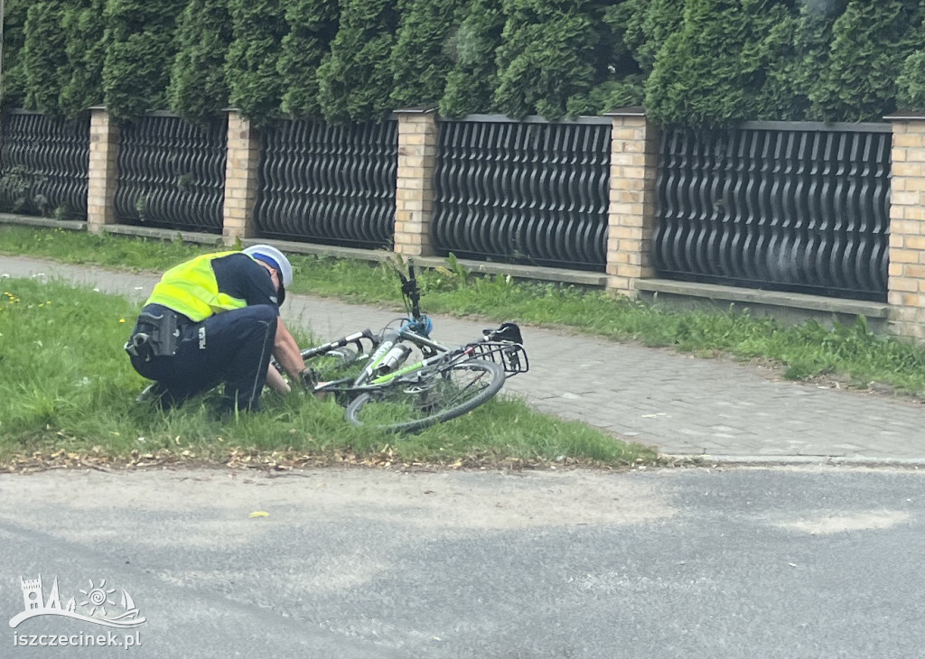 Zderzenie rowerzysty z samochodem osobowym