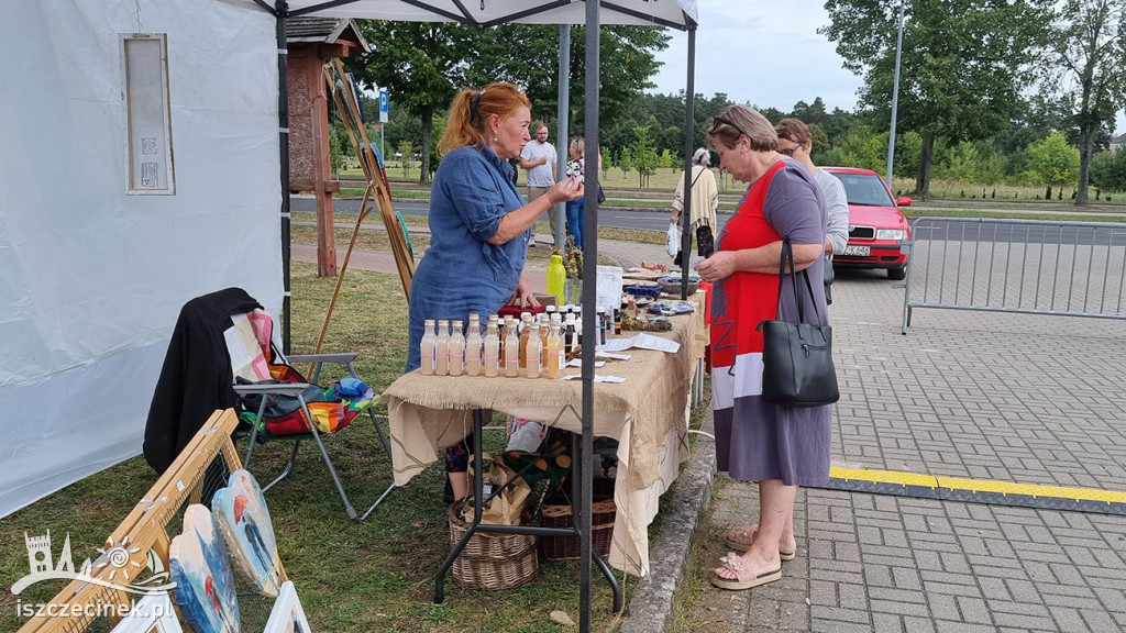 Borne Sulinowo. Zapach świeżego chleba i miód prosto z pasieki!