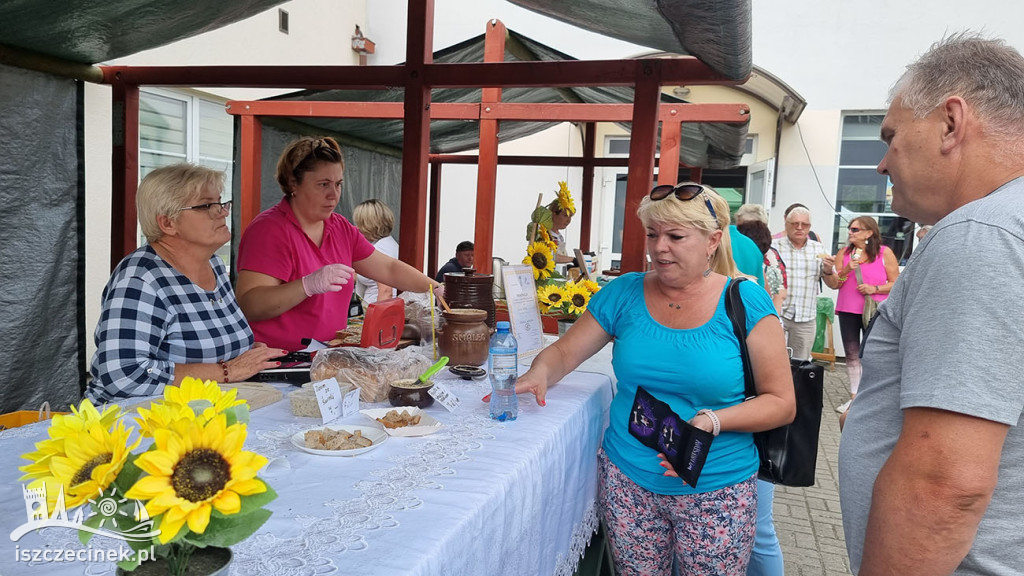 Borne Sulinowo. Zapach świeżego chleba i miód prosto z pasieki!