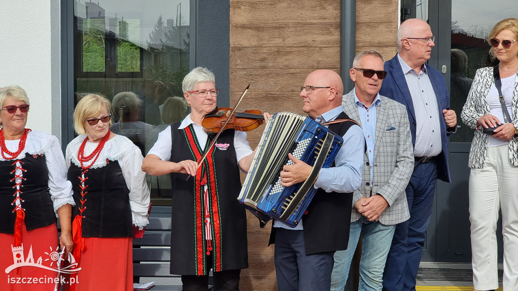 Przestronna i funkcjonalna. W Jeleniu otwarto nową świetlicę wiejską.